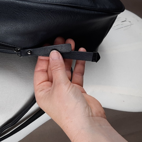 Mia & Luca black faux leather mini backpack - Picture 4 of 9